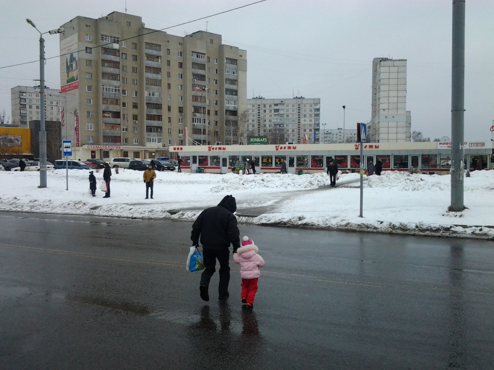 Алексеевский рынок в Харькове временно переедет на новое место (ФОТО) |  РЕДПОСТ