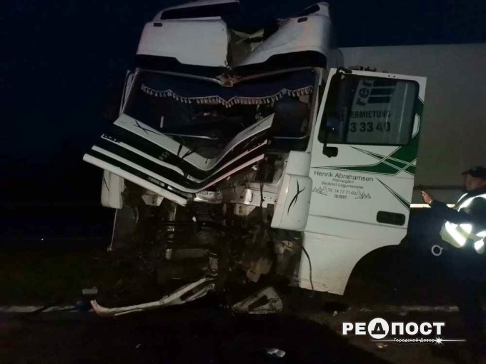 Автобус из Каховки в Харьков попал в крупное ДТП