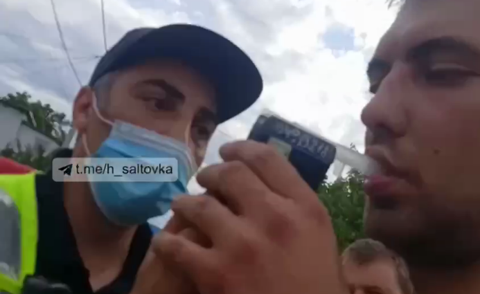 ДТП Харьков: перевернулось авто с пьяным водителем