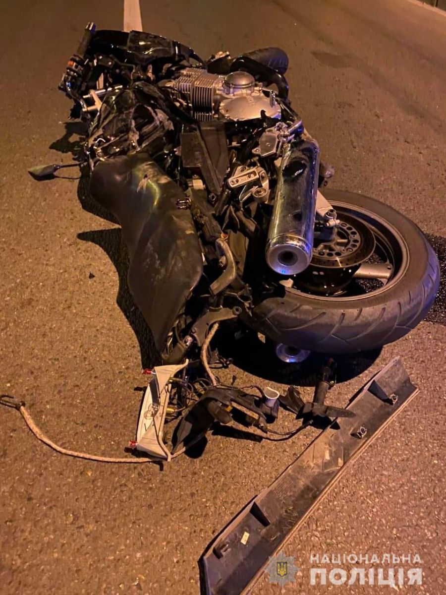 ДТП Харьков: Разыскиваются очевидцы аварии мотоцикла и авто на Ландау