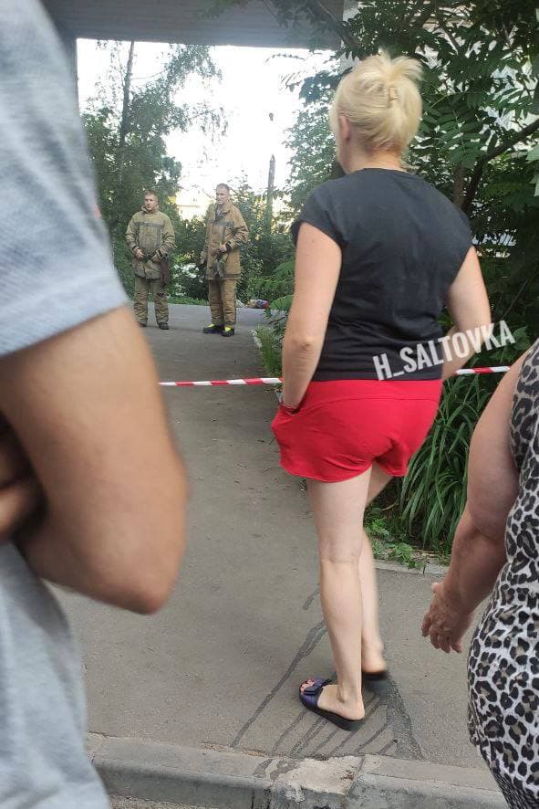 В Харькове разбилась женщина, выпав из окна. Новости Харькова
