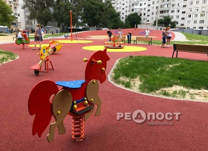 В Харькове открылась новая детская площадка. Новости Харькова | РЕДПОСТ