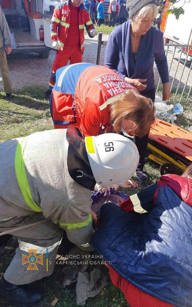 На Харьковщине женщина упала в колодец