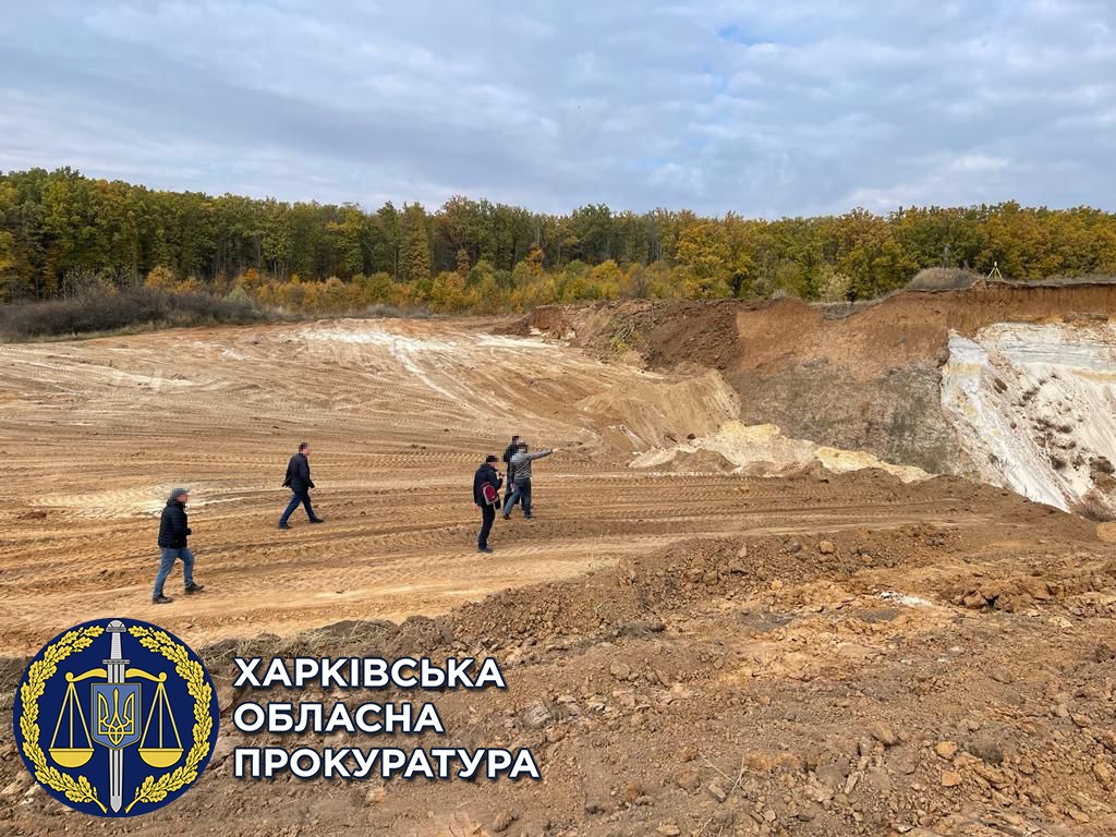 Незаконная добыча песка на Харьковщине
