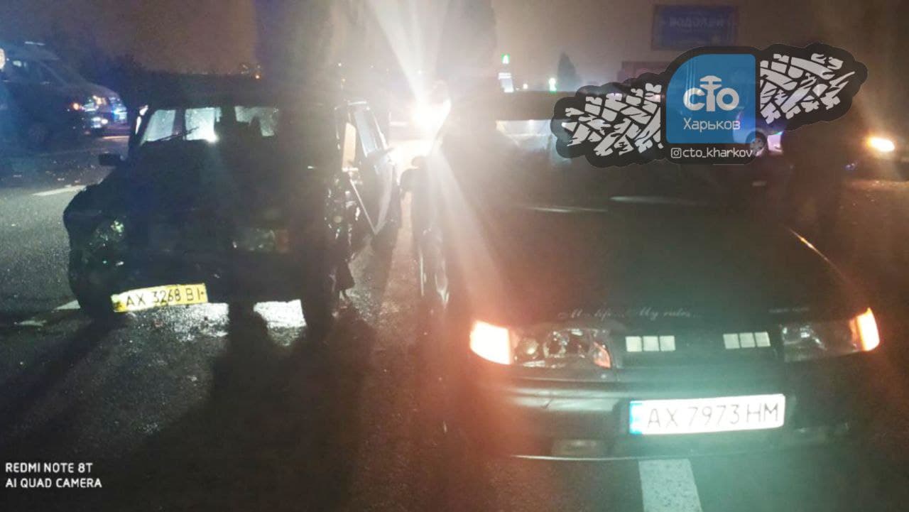 ДТП Харьков: На Чугуевской трассе произошла тройная авария