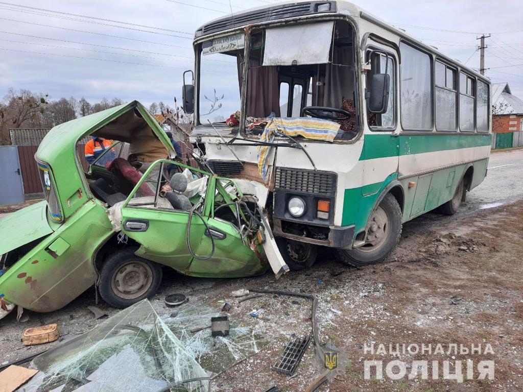 ДТП Харьковщина: Новые подробности смертельной аварии автобуса ПАЗ-3205 и ВАЗ-2101 в Краснокутске