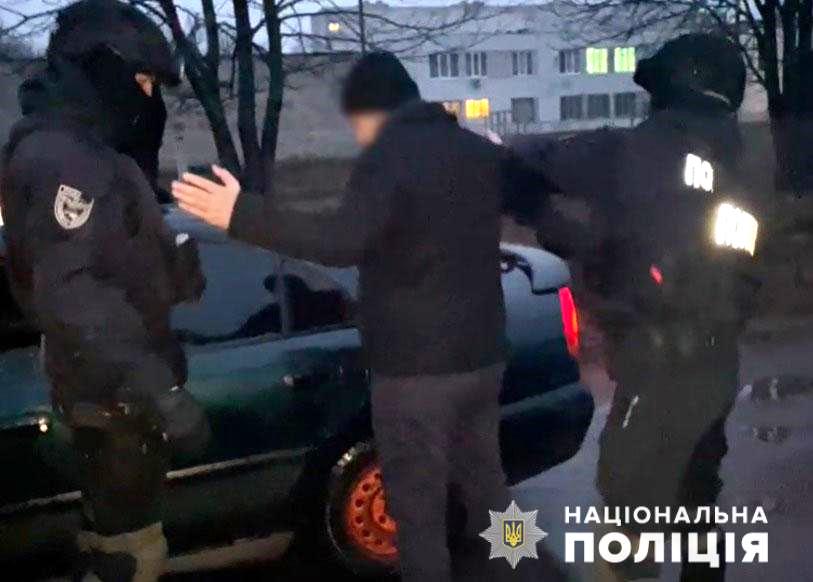 Криминал Харьков: Задержан хакер, который торговал базами данных
