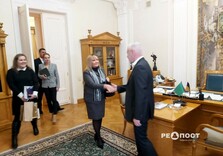 Игорь Терехов встретился  с послом республики Аргентина в Украине Еленой Летисией Микусински