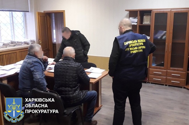 Криминал Харьков: Делец присвоил 190 тысяч на ремонте детской площадки в Великобурлукском районе