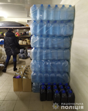 Полиция изъяла тысячу литров фальсифицированного спиртного