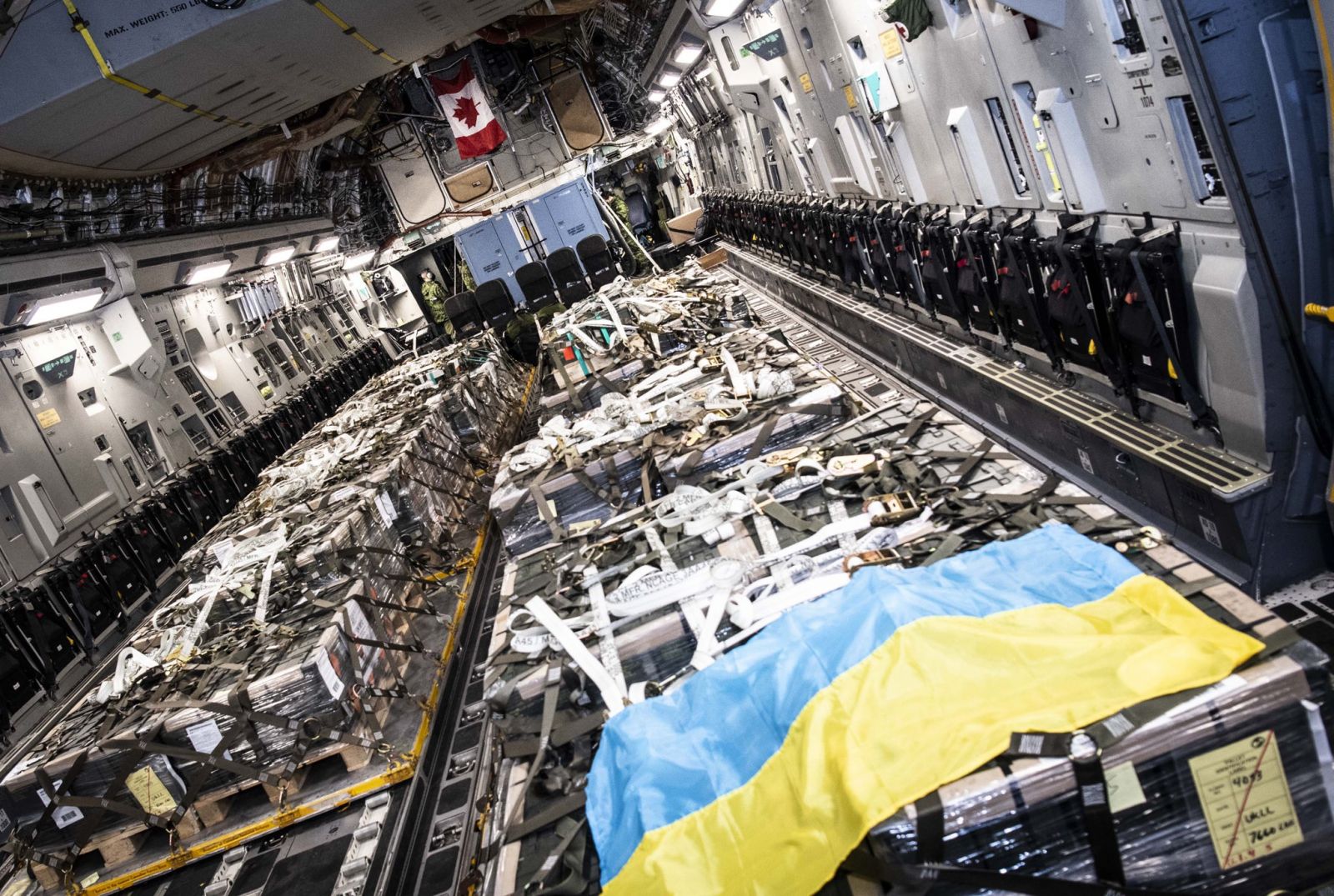 В Украину прибыло летальное оружие из Канады