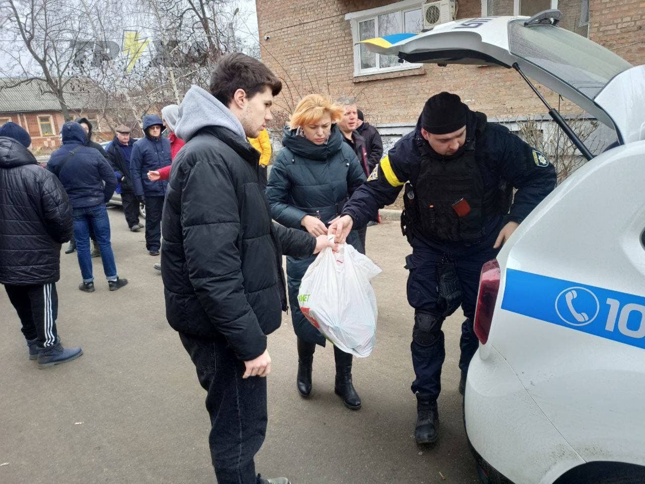 Гуманитарную помощь в Харькове доставит полиция