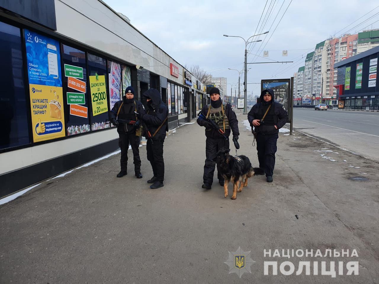 Криминал Харьков: Пойманы на горячем автоворы, пытавшие угнать машину на проспекте Гагарина