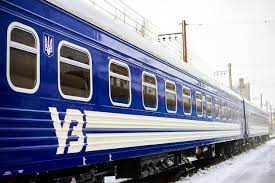 Поезд Рахов - Харьков задерживается из-за обстрела
