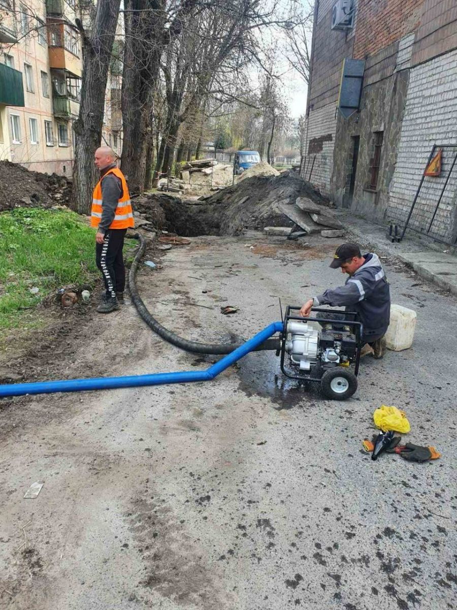 ХТС продолжают подавать тепло и горячую воду в дома Харькова | РЕДПОСТ