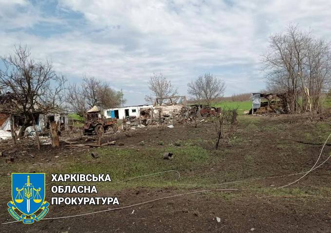 Под Харьковом разрушили школу и жилые дома