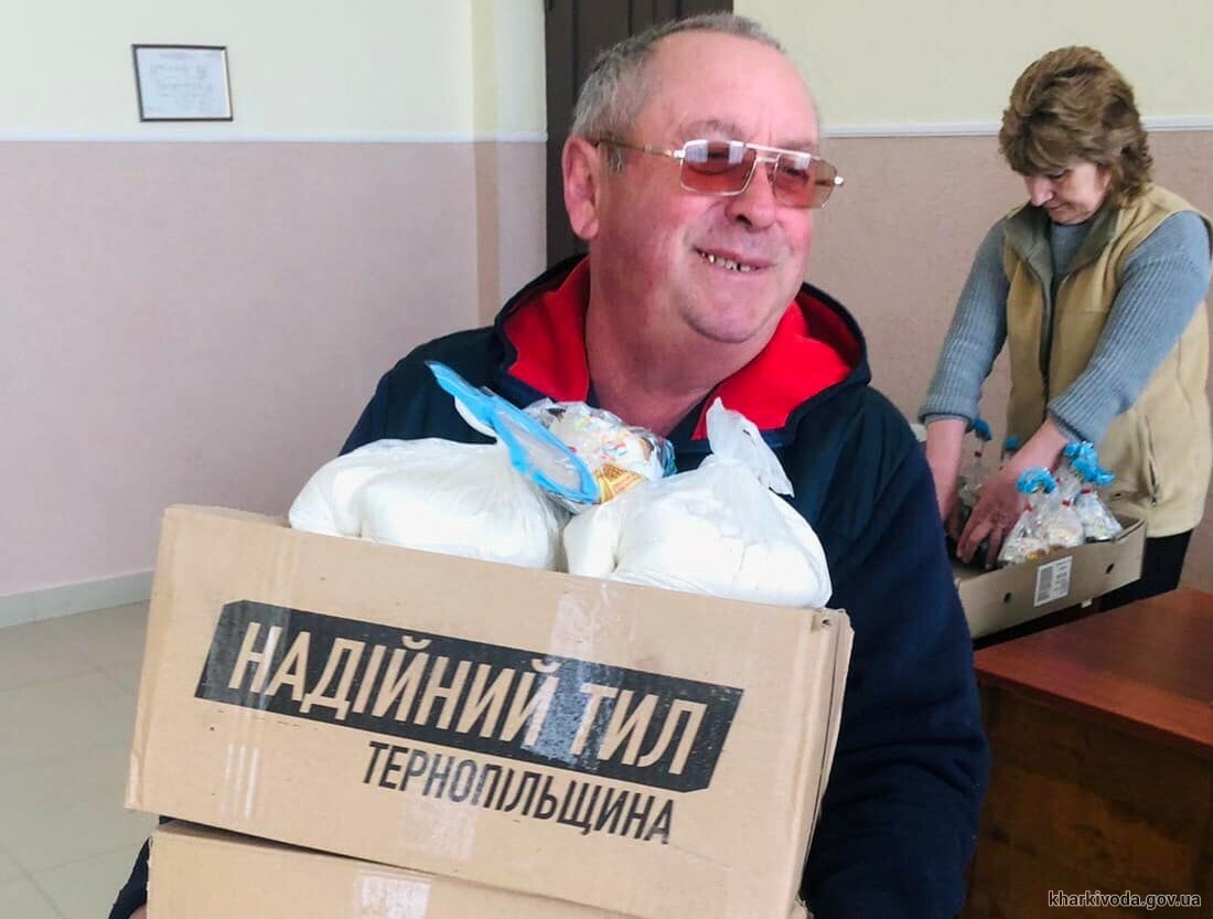 За сутки из Харькова отправлена помощь десяти громадам области