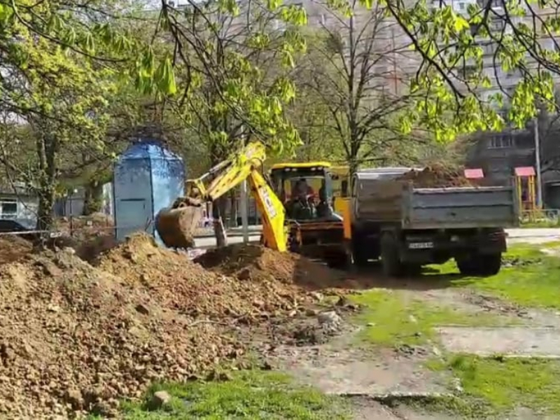 В Харькове ликвидировали пять повреждений на трубопроводах 