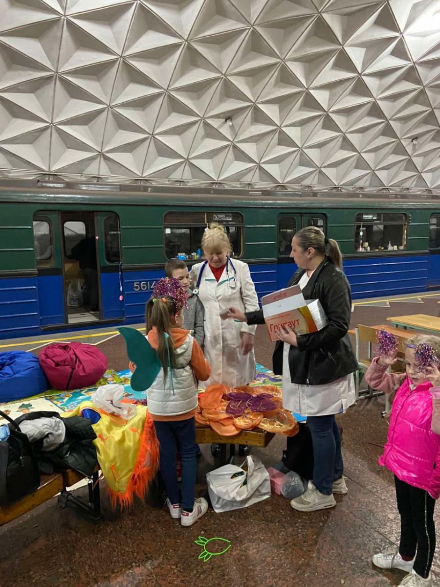 Детей в харьковском метро регулярно осматривают медики