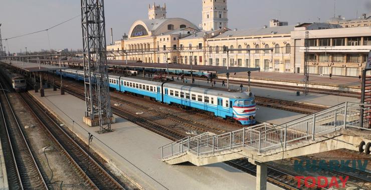 В рейсовые поезда  направлении Харькова «Укрзалізниця» добавляет дополнительные вагоны.