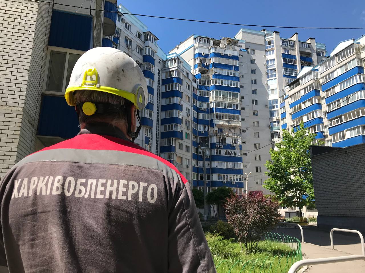 Харьковские энергетики подали свет в многоэтажки Салтовки