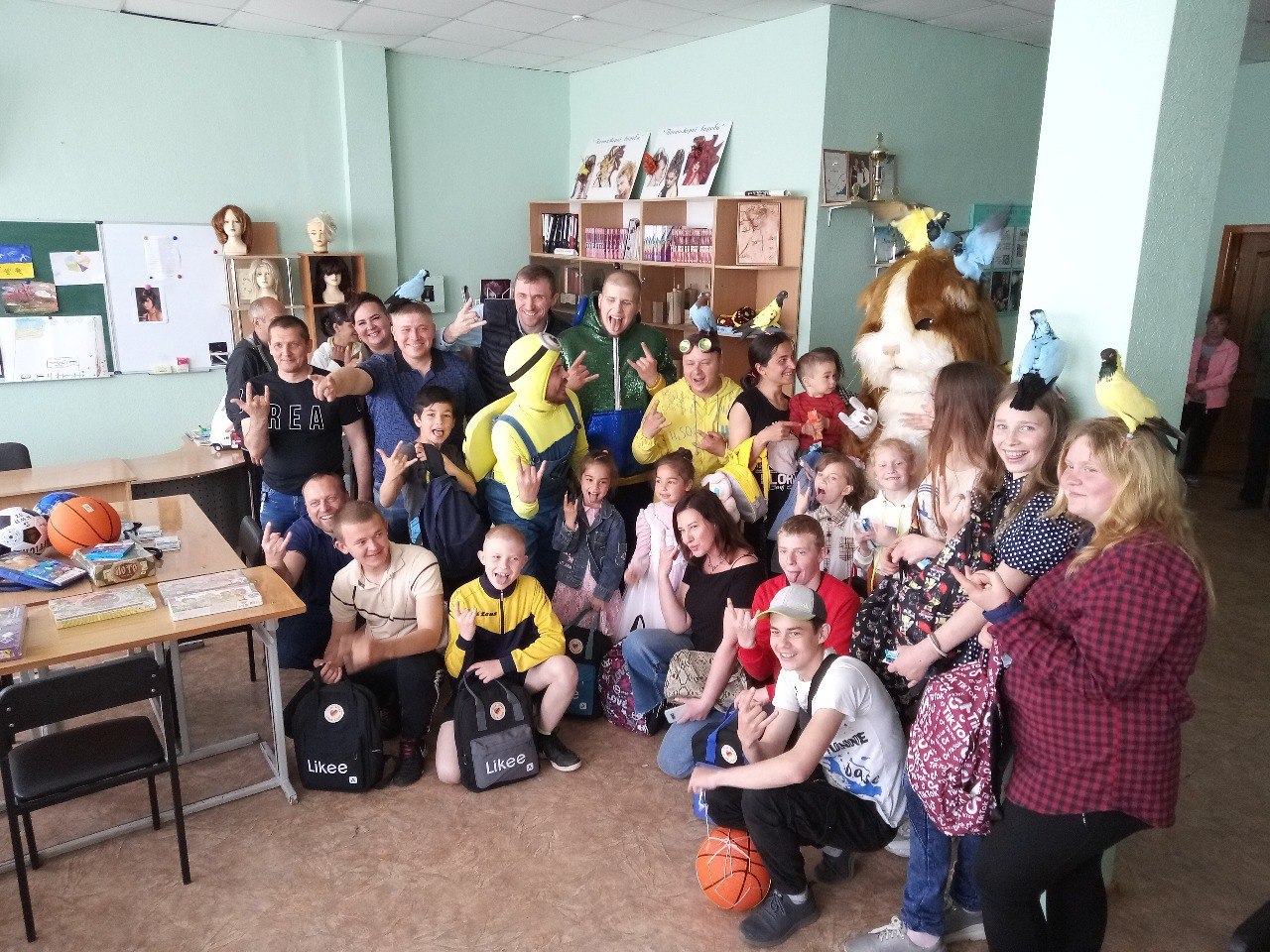В Харькове поздравили с праздником детей-переселенцев из опасных районов