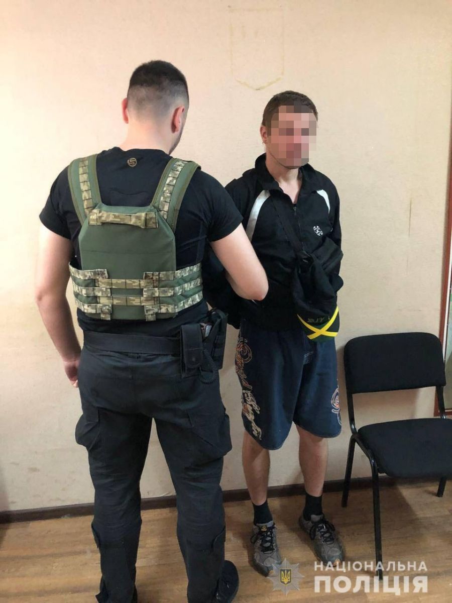 Криминал Харьков: Пойман вор-рецидивист, пытавшийся обокрасть павильон