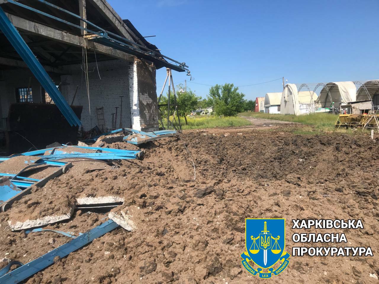 Оккупанты обстреляли гражданский аэродром в Харьковском районе