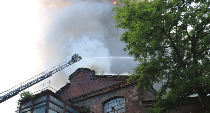 Пожар на заводе Электромашина в Харькове