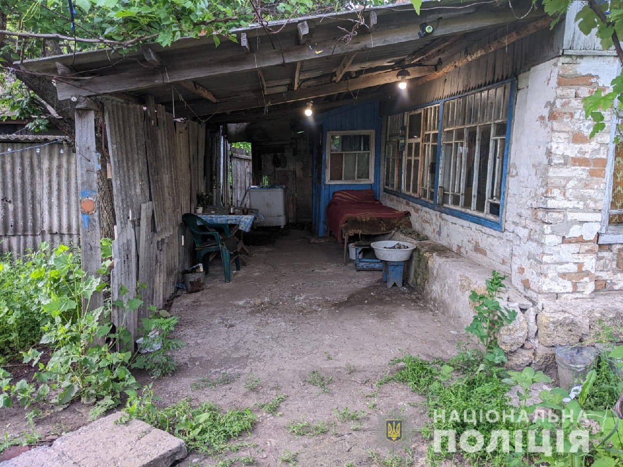 Криминал Харьковщина: Труп пропавщего мужчины найден под оделом в туалете на Сахновщине