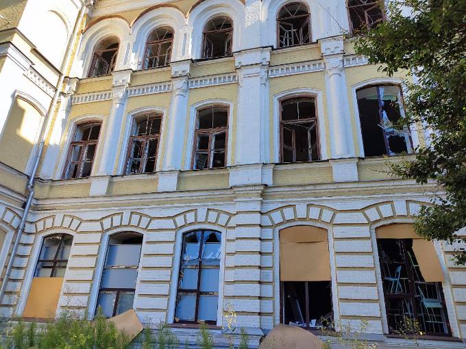ракетний удар по будівлі сільгоспакадемії в Харкові