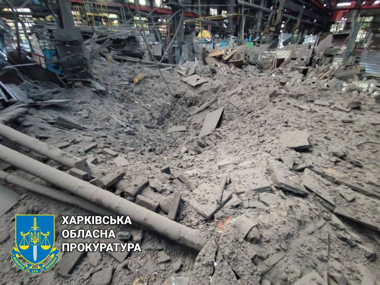 Новини Харкова: ракетним ударом частково зруйновано завод