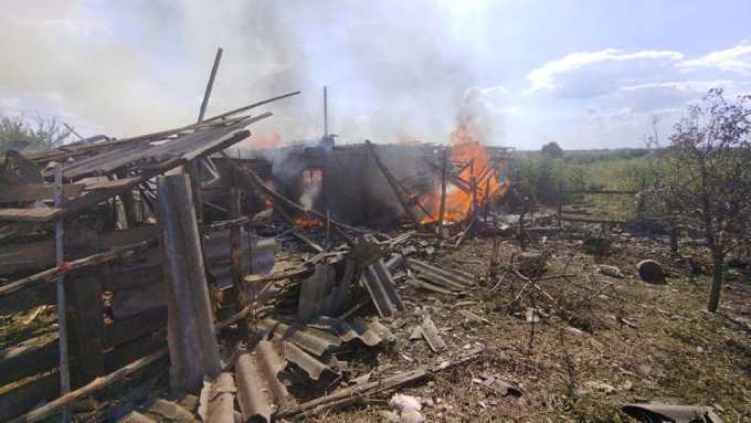 ліквідували пожежу у приватному секторі села Коробочкіне