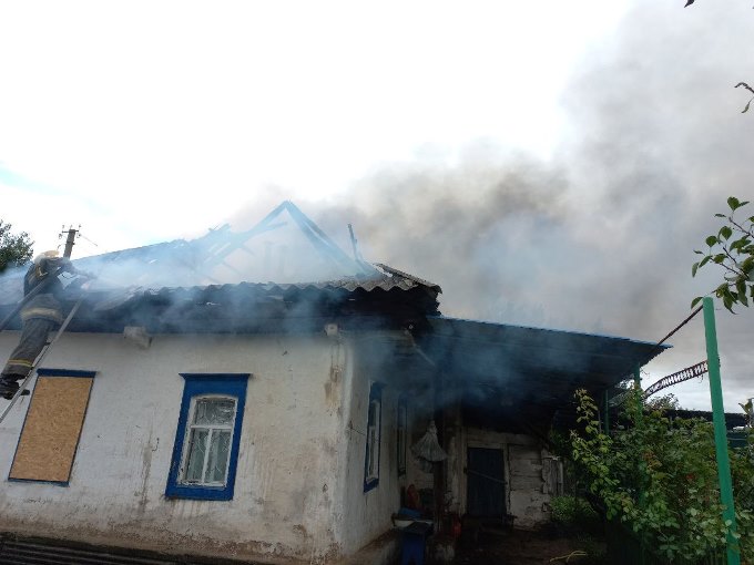 Новини Харкова: пожежа в селі Андріївка Ізюмського району