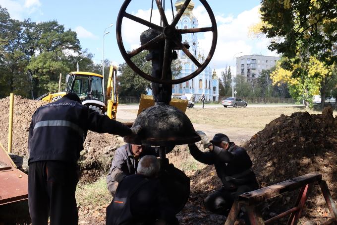 Новини Харкова: газовики перевіряють систему в селище П’ятихатки