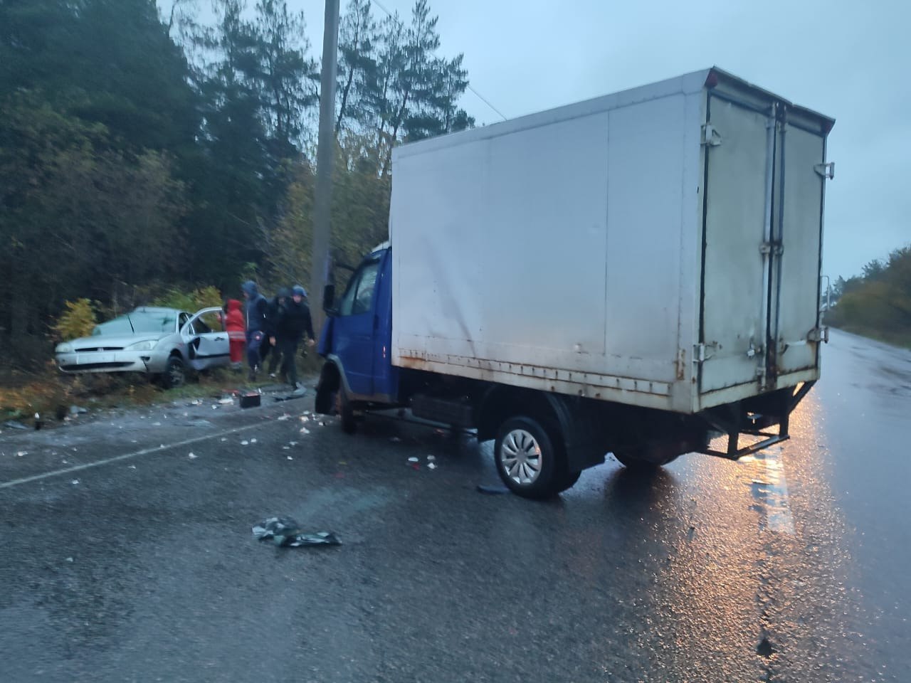 ДТП Харків: Загинула родина, яка їхала на Ford та зіткнулася з вантажівкою Газель