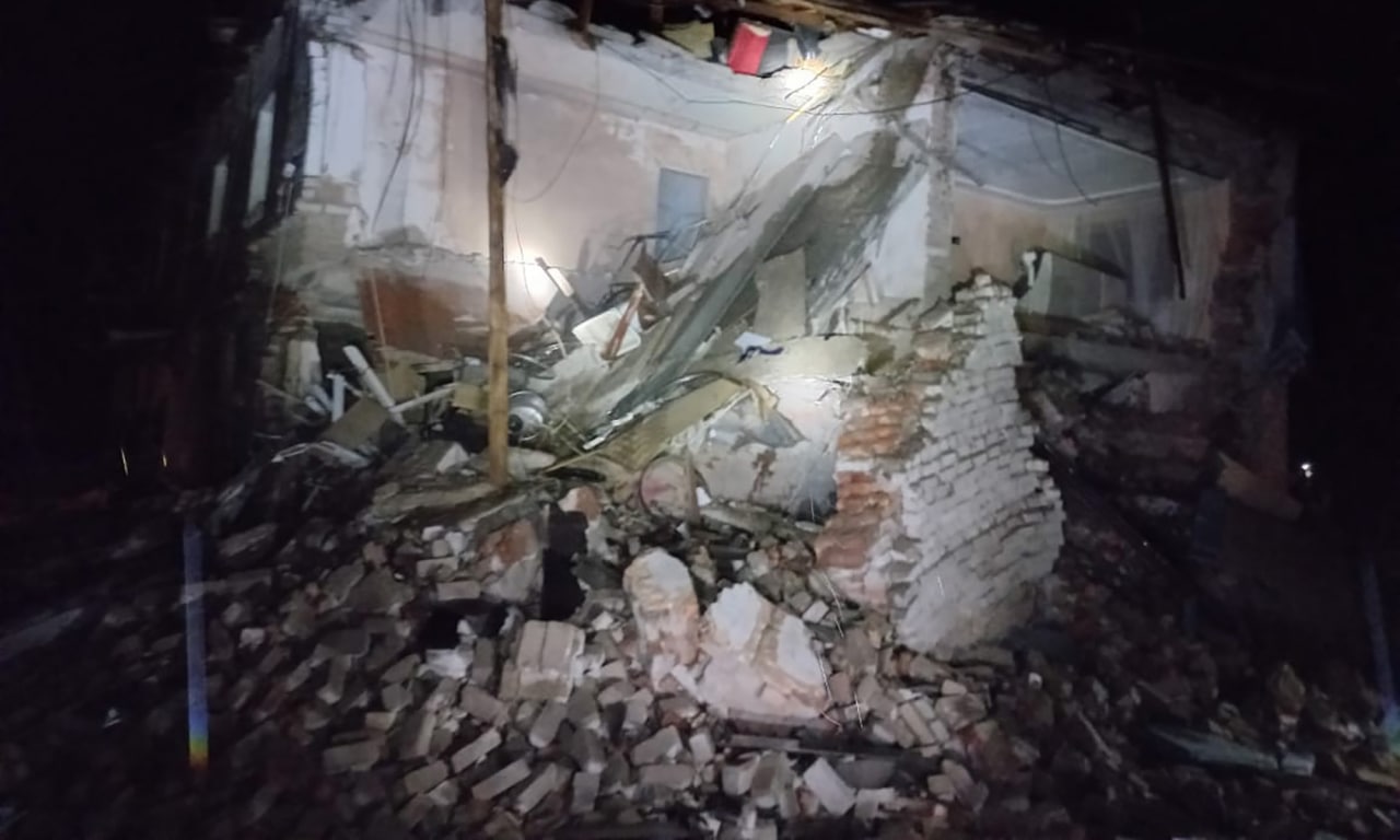 Новини Харкова: ракетним ударом зруйнований багатоквартирний будинок у Шевченково