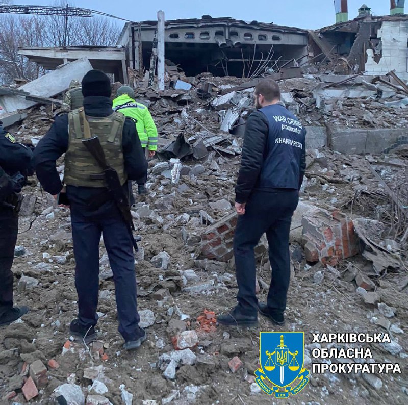 Як виглядає місцевість після обстрілу окупантами района Харкова 15 грудня