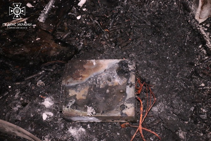 Новини Харкова: у квартирі вибухнув акумулятор, який стояв на зарядці