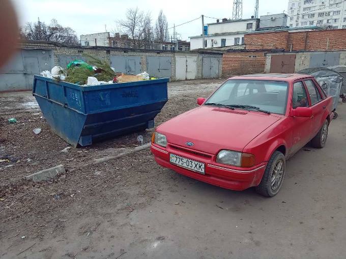 Новини Харкова: фото тих, хто заважає комунальникам вивозити мусор