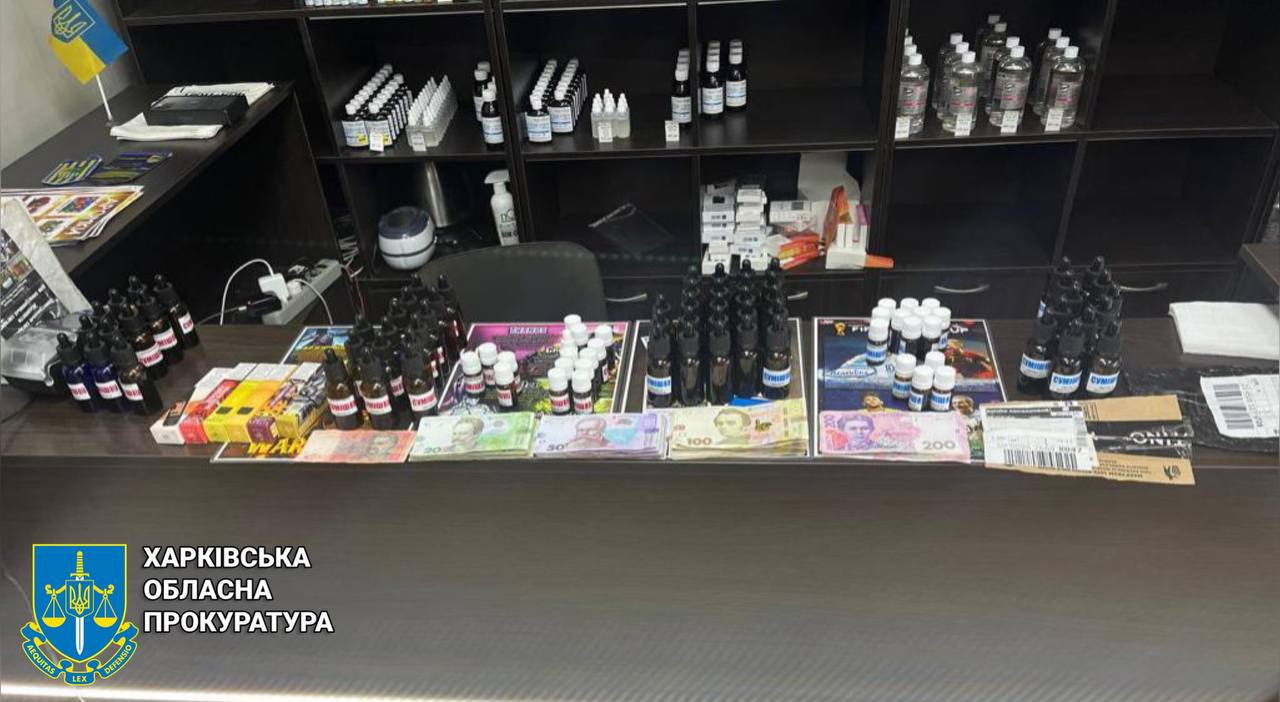 Конфісковано тисячи фальсіфікованих товарів у магазинах Харкова