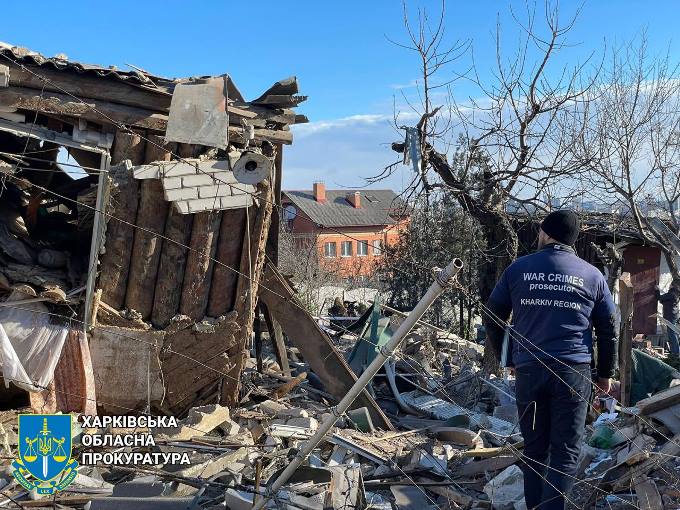 Фото наслідків ракетних ударів по Новобаварському району Харкова