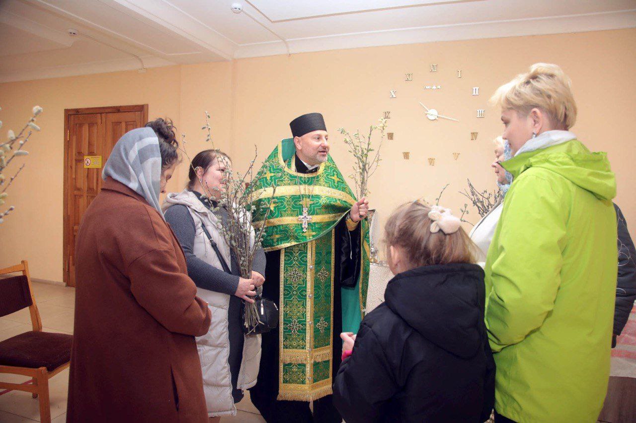Богослужіння у Чугуєві: духовна підтримка для захисту України