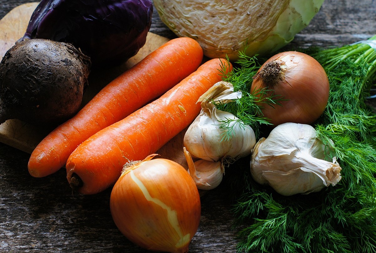 Знизяться ціни на цибулю, гречку та моркву: за яких умов