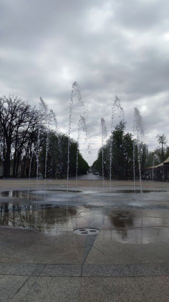 У Центральному  парку культури та відпочинку Харкова запустили фонтан