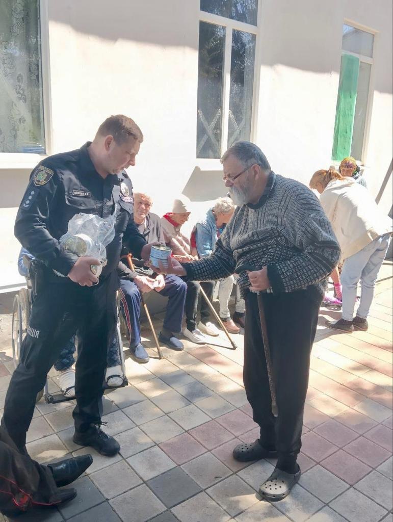 Отримали допомогу мешканці будинку для людей похилого віку на Харківщині від благодійників Азербайджану