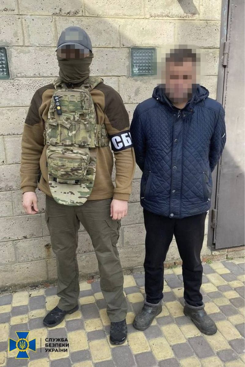 Двох інформаторів рф, які шукали інформацію про контрнаступ ЗСУ, затримала на Харківщині СБУ