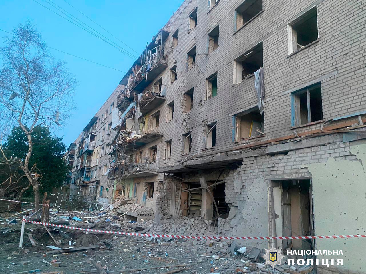 Завдали авіаційного удару по селищу на сході Харківщини окупанти