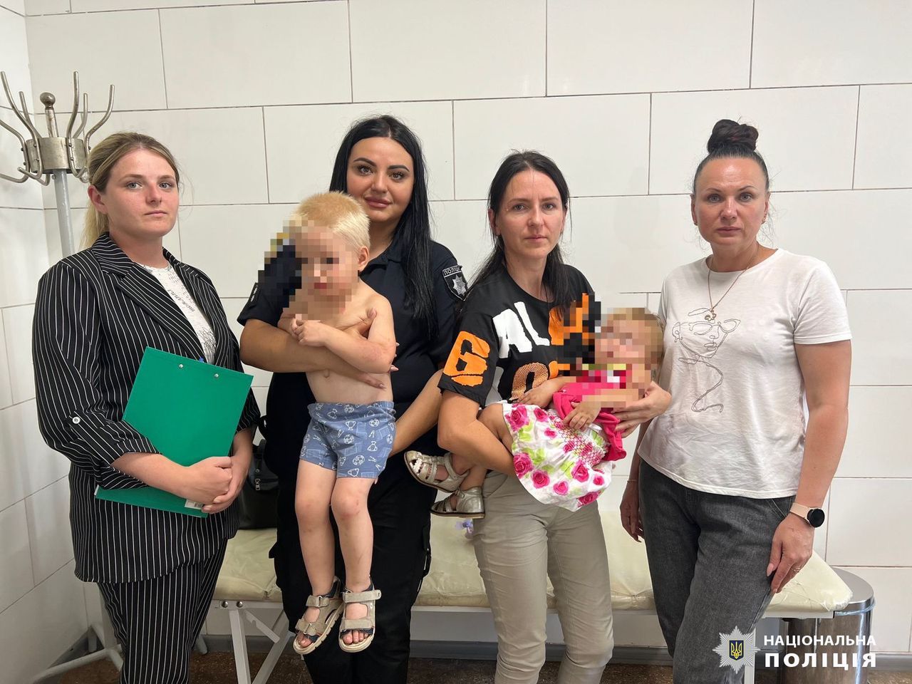 На Харківщині поліцейські вилучили з родини дітей, які мешкали в незадовільних умовах