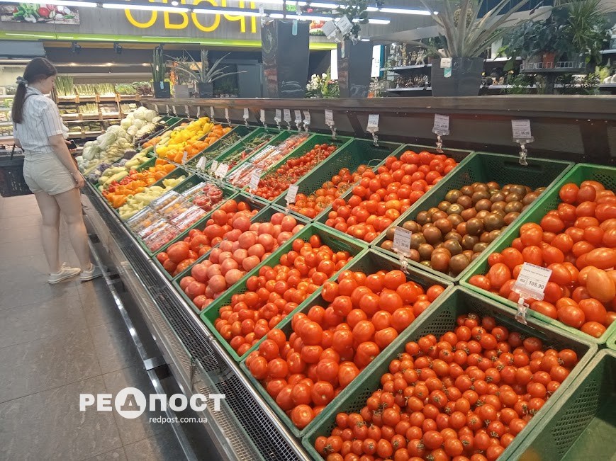 Падають ціни на помідори в Україні